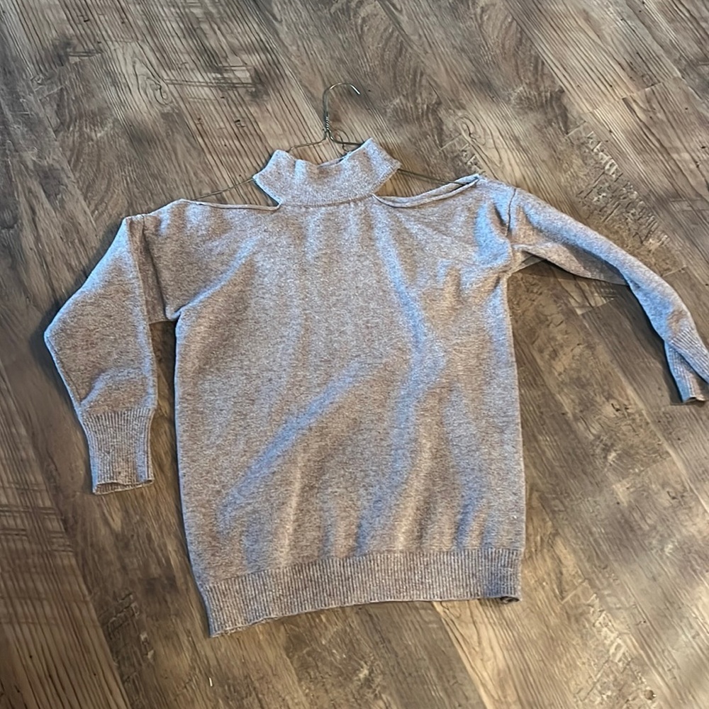 Ladies cold shoulder sweater.